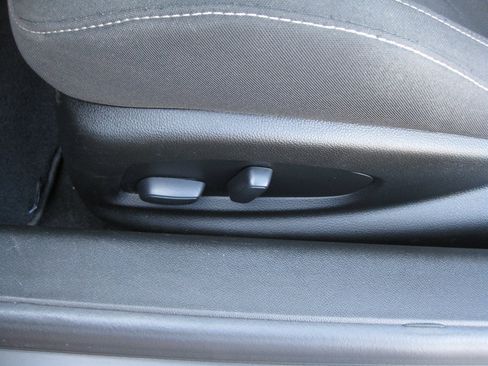 Used 2021 Chevrolet Camaro LS RWD image 13