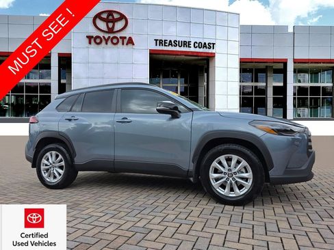 Used 2026 Toyota Corolla Cross LE FWD image 1