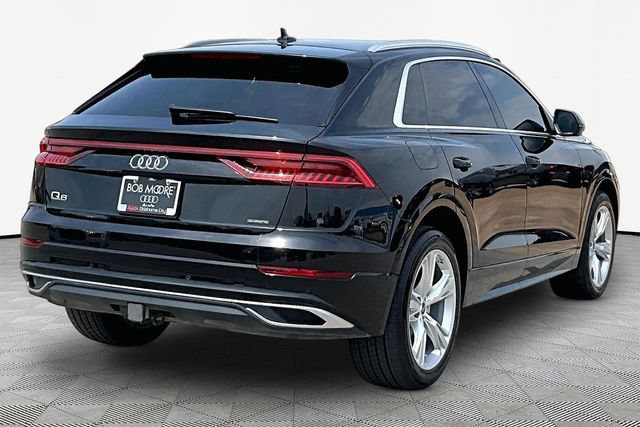 Used 2023 Audi Q8 Premium w/ Convenience Package AWD/4WD image 2