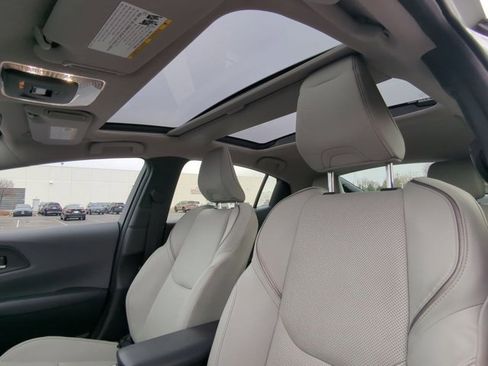 Used 2024 Toyota Prius Limited image 10