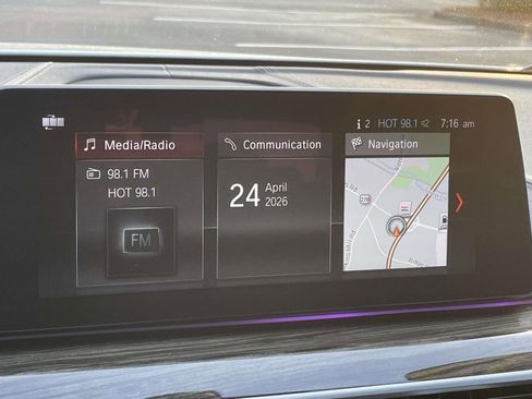 Used 2018 BMW 540i xDrive AWD/4WD image 26