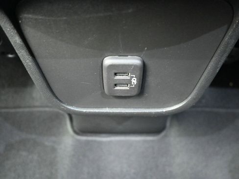 Used 2022 Chevrolet Equinox LS w/ LS Convenience Package AWD/4WD image 23