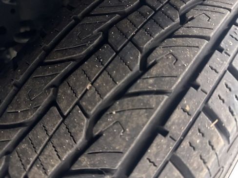 Used 2025 Chevrolet Silverado 1500 LT image 40