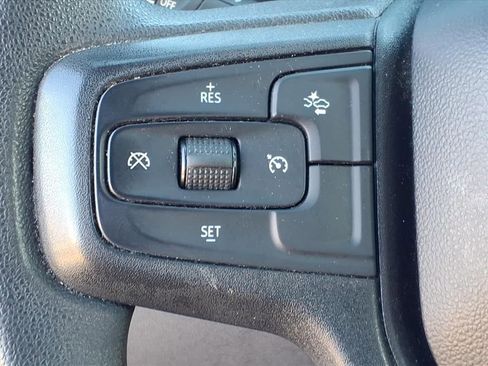 Used 2023 Chevrolet Silverado 1500 Custom image 18