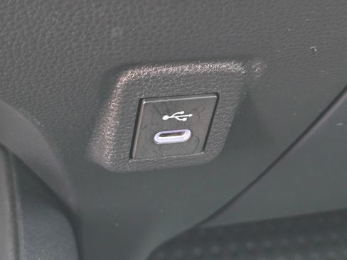 Used 2026 Toyota Corolla SE FWD image 19