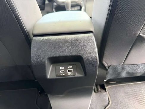 Certified 2025 Subaru Crosstrek 2.5i Premium AWD/4WD image 11