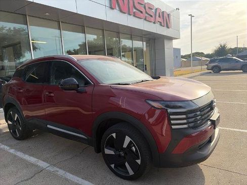 Certified 2026 Nissan Kicks SR FWD image 7