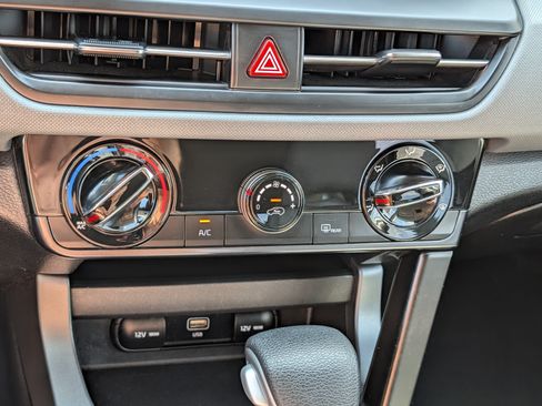 Certified 2024 Kia Seltos LX AWD/4WD image 23