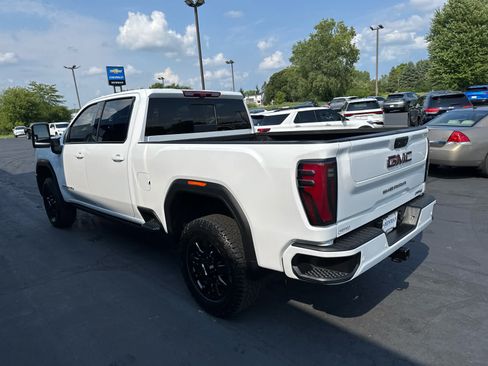 Used 2026 GMC Sierra 3500 AT4 w/ AT4 Premium Plus Package AWD/4WD image 9