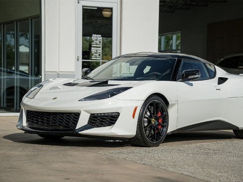 Used 2021 Lotus Evora image 9