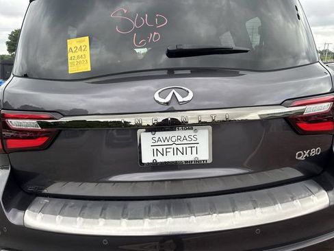 Used 2023 INFINITI QX80 Premium Select w/ Cargo Package RWD image 9