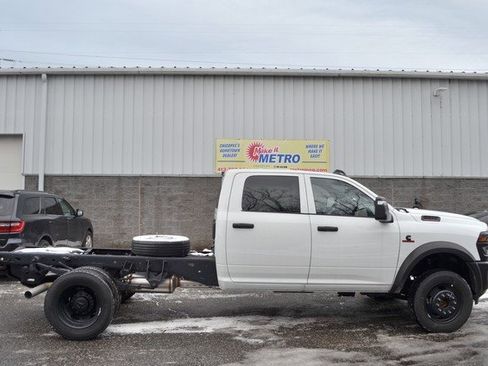 New 2026 RAM 5500 Tradesman image 9