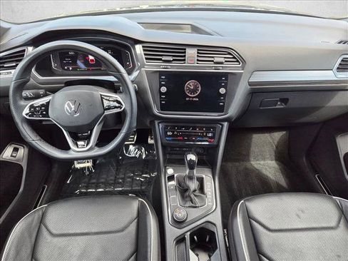 Used 2022 Volkswagen Tiguan SEL R-Line AWD/4WD image 17