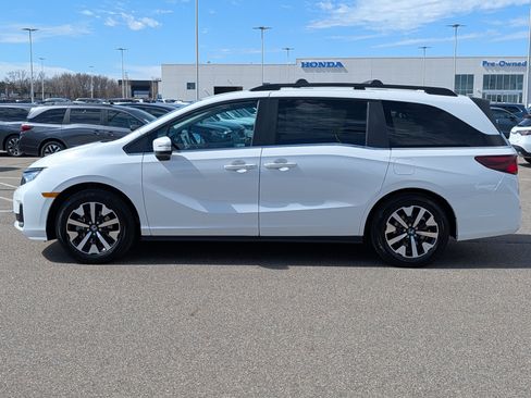 Used 2026 Honda Odyssey EX-L image 4
