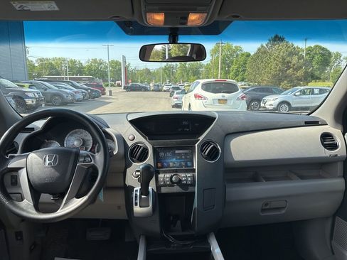 Used 2011 Honda Pilot LX image 11