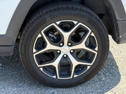 Certified 2024 Jeep Compass Limited AWD/4WD image 31