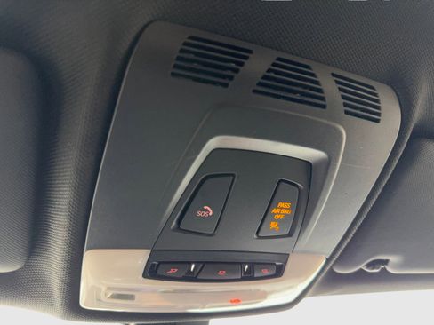 Used 2018 BMW 330i Sedan image 32