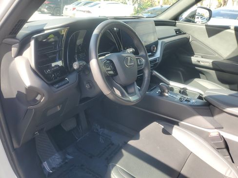 Used 2024 Lexus TX 350 FWD w/ Captains Chair Package image 17