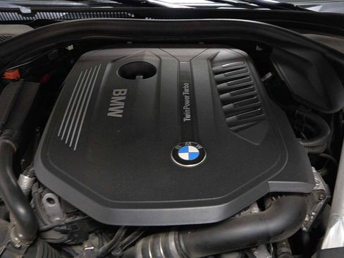 Used 2019 BMW 540i xDrive AWD/4WD image 18