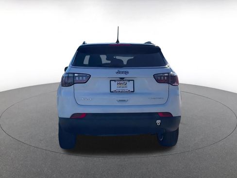 Used 2025 Jeep Compass Limited image 12