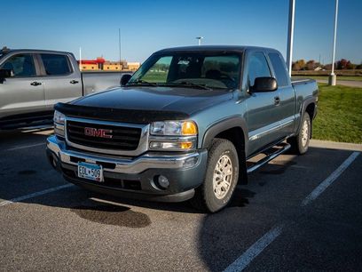 Used 2006 GMC Sierra 1500 SLE w/ Light Duty Power Package