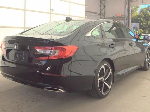 Used 2021 Honda Accord Sport image 3