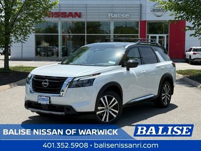New 2025 Nissan Pathfinder Platinum w/ Cargo Package