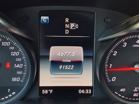 Used 2015 Mercedes-Benz C 300 4MATIC Sedan image 29