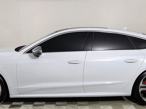 Used 2024 Audi S7 Prestige w/ Prestige Package image 4