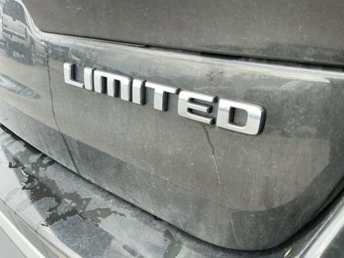 Used 2023 Jeep Grand Cherokee L Limited image 18