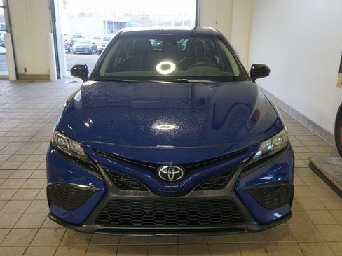 Used 2024 Toyota Camry SE w/ Convenience Package image 12