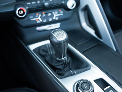 Used 2019 Chevrolet Corvette Z06 RWD image 47