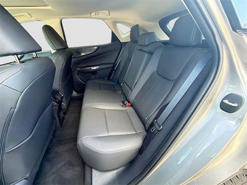 Used 2025 Lexus NX 250 FWD w/ Premium Package image 20