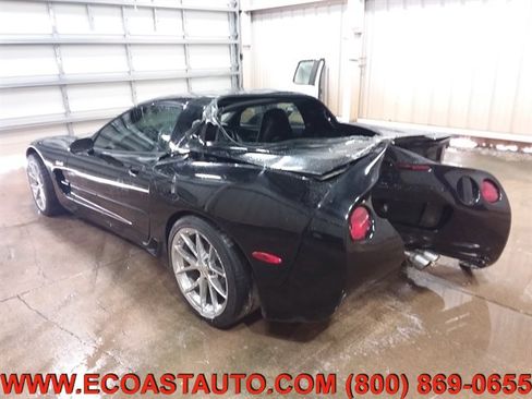 Used 2003 Chevrolet Corvette Coupe w/ Preferred Equipment Group image 5