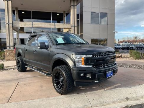 Used 2018 Ford F150 XLT w/ Equipment Group 302A Luxury AWD/4WD image 9