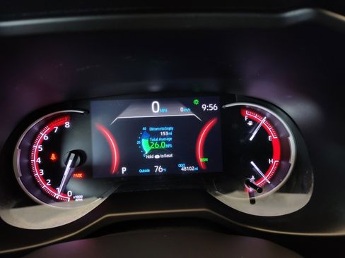 Used 2021 Toyota RAV4 Limited image 22