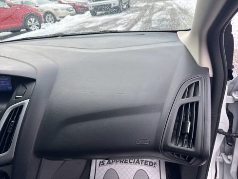 Used 2013 Ford Focus SE image 26