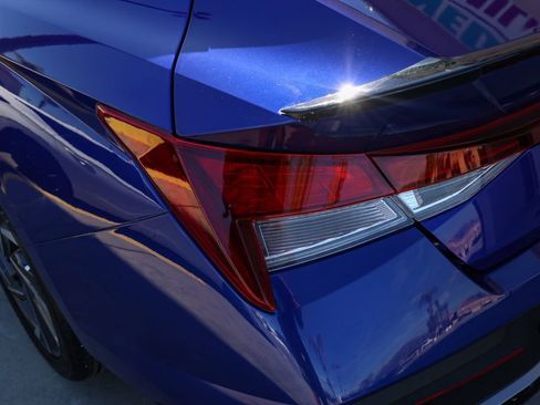 Used 2025 Hyundai Elantra Sport w/ Cargo Package image 7