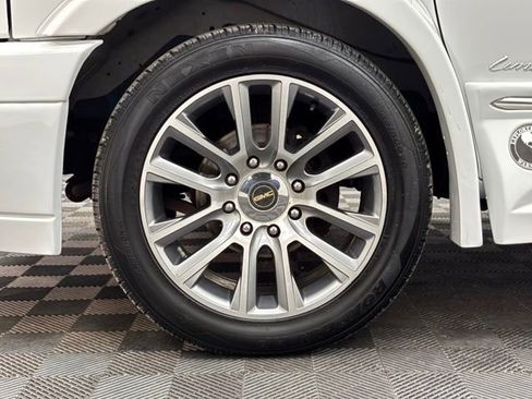 Used 2019 GMC Savana 2500 RWD image 49
