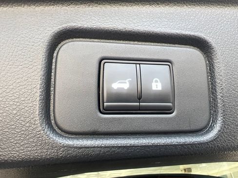 Certified 2024 Nissan Pathfinder Platinum AWD/4WD image 15