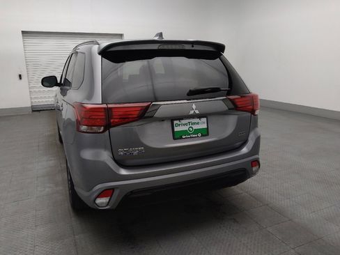 Used 2021 Mitsubishi Outlander LE image 6