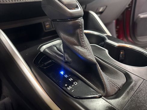 Used 2023 Toyota Highlander LE FWD image 23