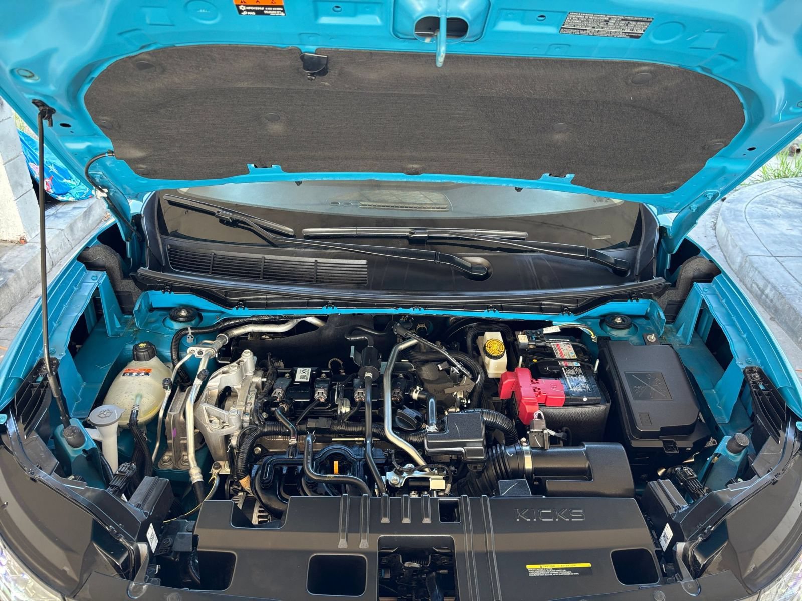 Used 2026 Nissan Kicks SR FWD image 30