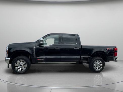 New 2026 Ford F250 Lariat w/ Lariat Premium Package image 15