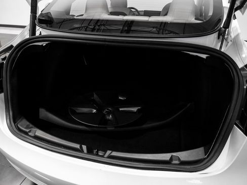 Used 2023 Tesla Model 3 Standard Range image 49