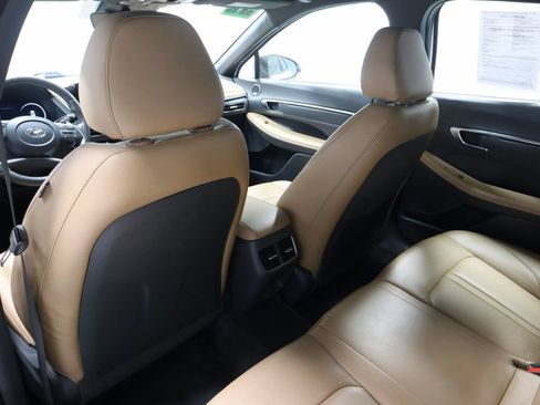 Used 2023 Hyundai Sonata Limited w/ Preferred Accessory Package FWD image 23