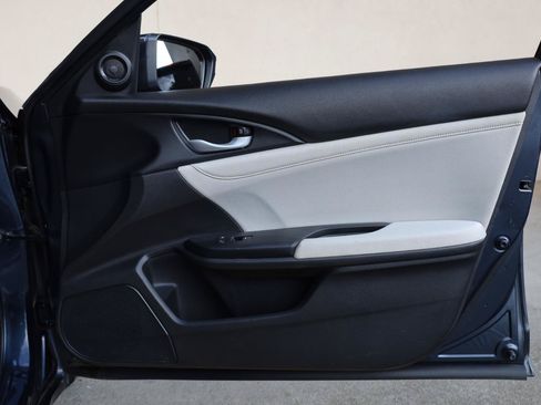 Used 2019 Honda Insight EX image 25