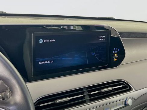 Used 2022 Hyundai Palisade SEL w/ Premium Package image 16
