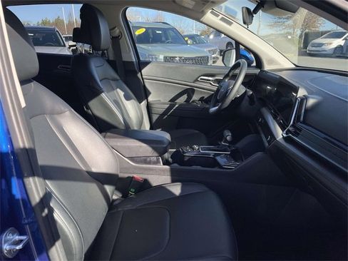 Certified 2024 Kia Sportage EX image 20