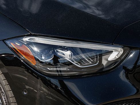 Certified 2025 Mercedes-Benz C 300 Sedan image 23